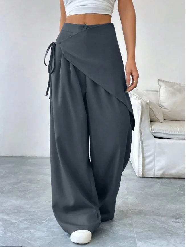 Pantalones de Corte Asimétrico
